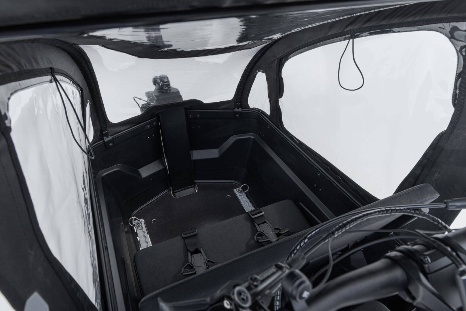 Innenansicht Regenverdeck VIA Lastenrad